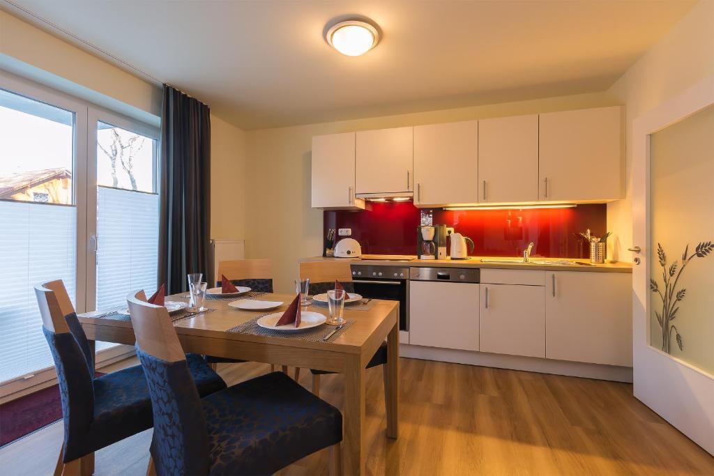 Apartmenthaus Kleiner Falke Binz Rum bild
